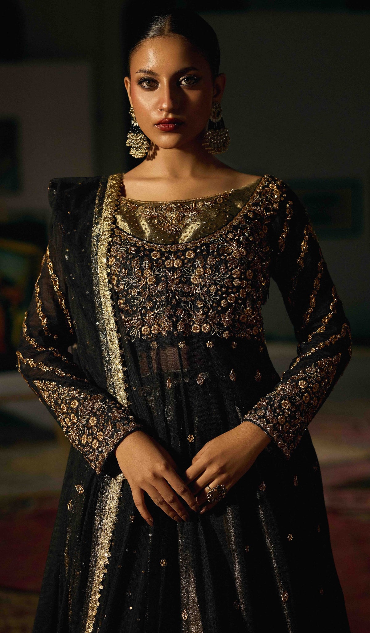 Noir Éclat – Haniya Maison Formal – view 3